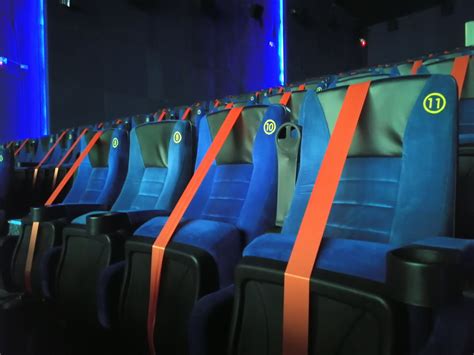 5 Cinemas reopening in Cebu City this December .